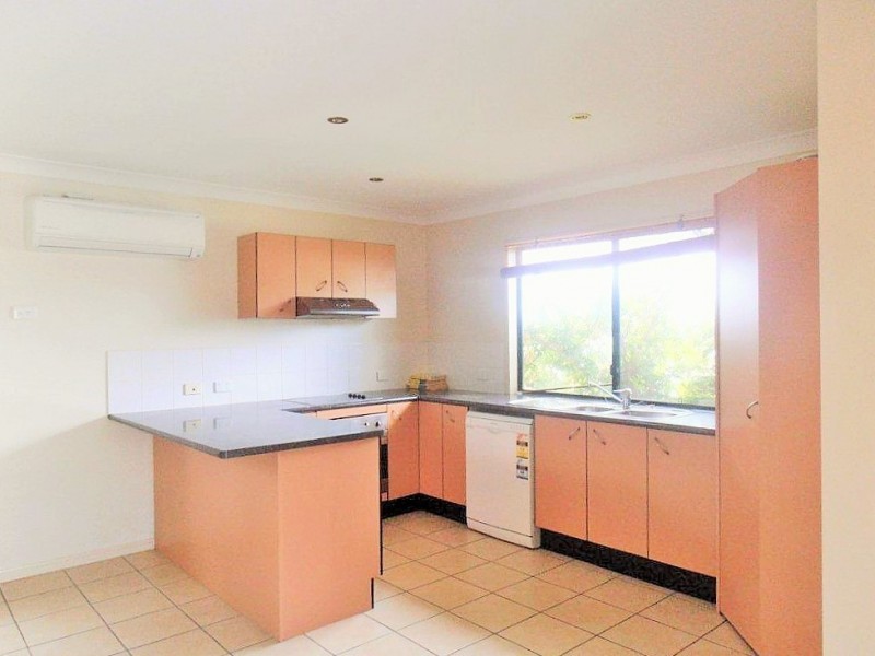 2 Bellamy Street, Rasmussen QLD 4815