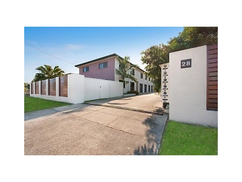 28 Norris Street, Hermit Park QLD 4812