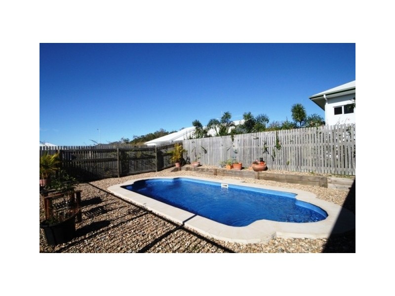 27 Goicoechea Drive, Bushland Beach QLD 4818