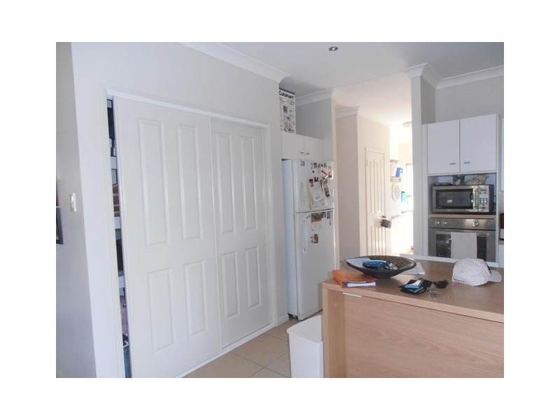 11 Shutehaven Circuit, Bushland Beach QLD 4818