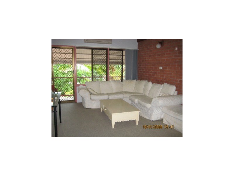 1/118 Cook Street, North Ward QLD 4810