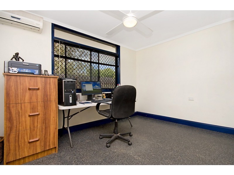 41 Reef Street, Saunders Beach QLD 4818