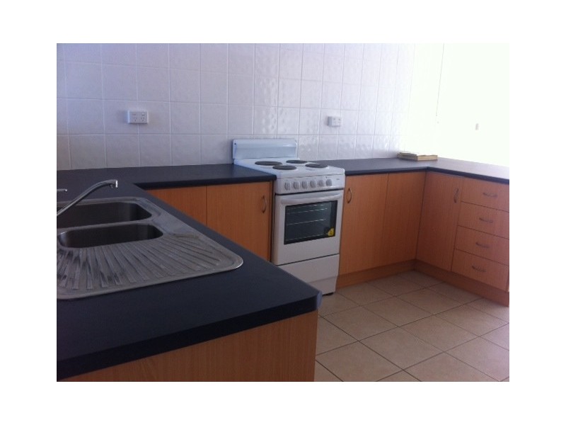 3/6 Touch Street, Rosslea QLD 4812