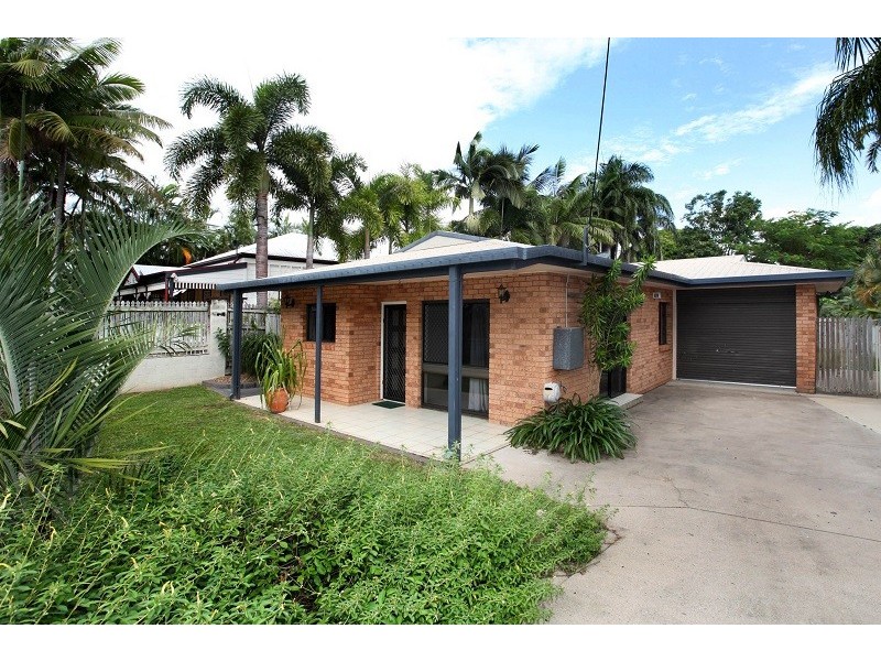 12 Garrick Street, West End QLD 4810