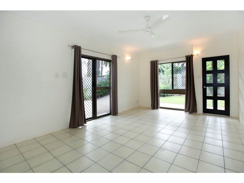 12 Garrick Street, West End QLD 4810