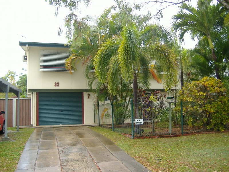 32 Tam O’Shanter Drive, Kirwan QLD 4817