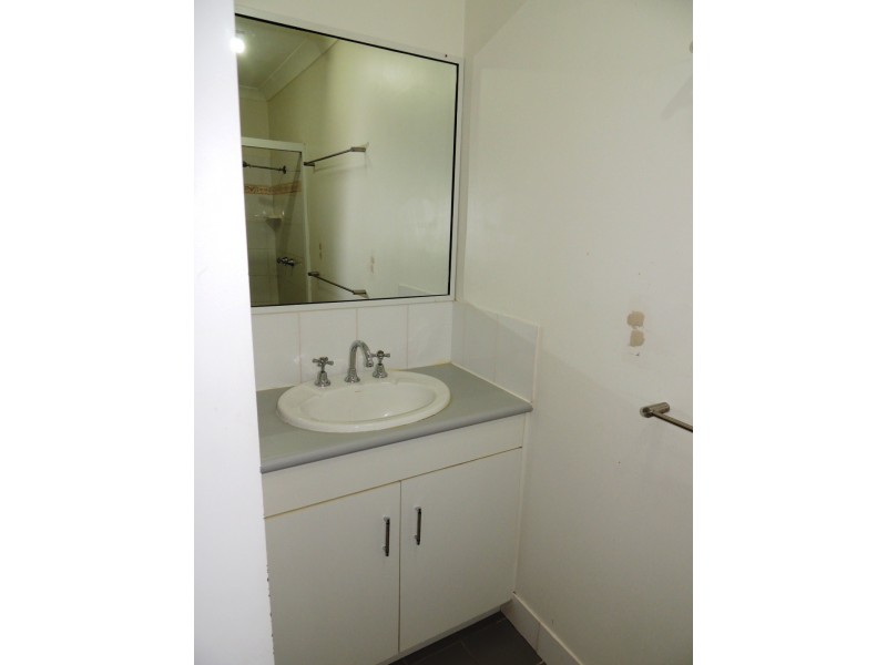 4/61 Lindsay Street, Rosslea QLD 4812