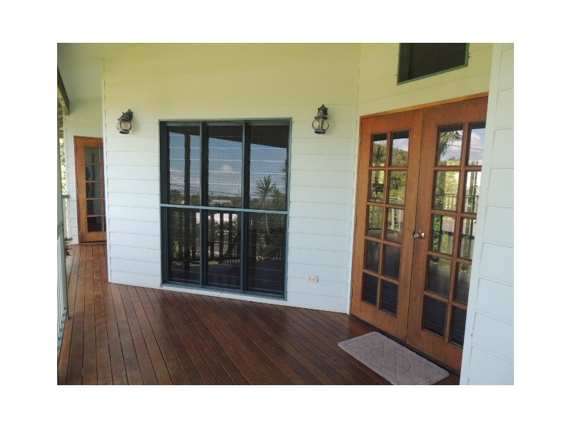 43 Compass Crescent NELLY BAY, Magnetic Island QLD 4819