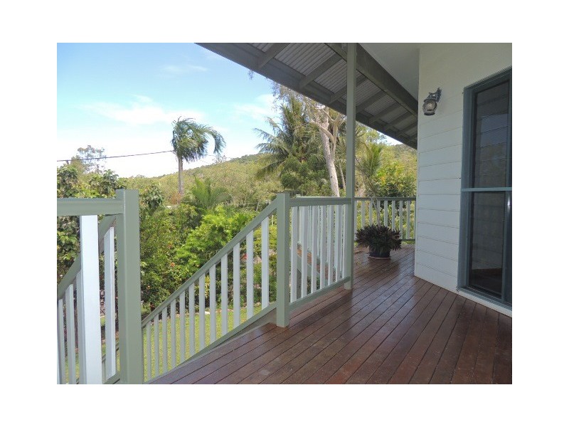 43 Compass Crescent NELLY BAY, Magnetic Island QLD 4819