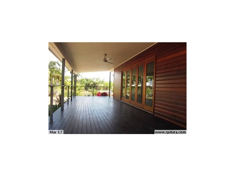 8 York Court, Magnetic Island QLD 4819