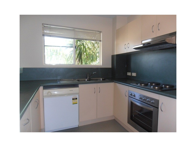 8/48 McIlwraith Street, South Townsville QLD 4810