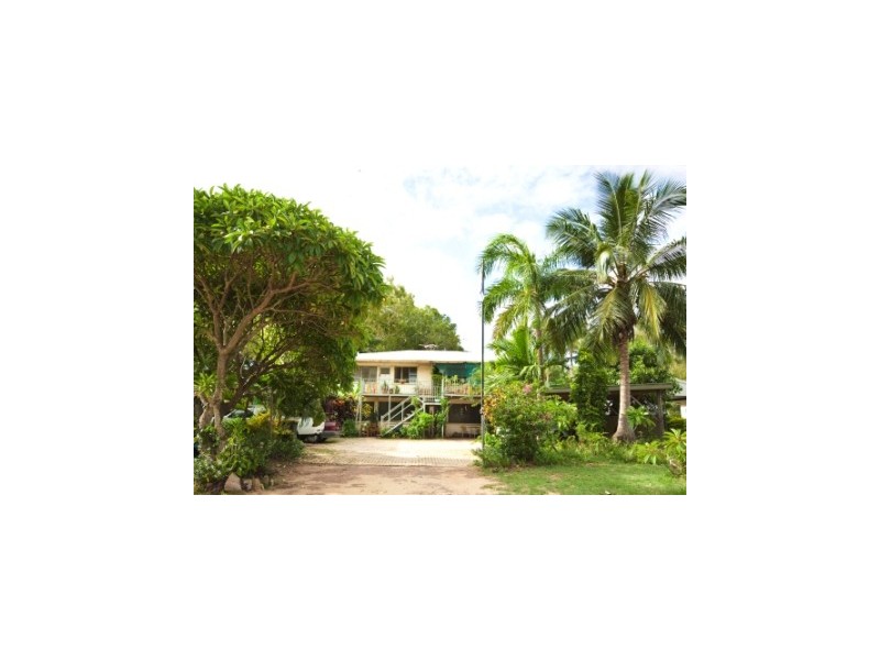 1-6/44 Picnic Street PIcnic Bay, Magnetic Island QLD 4819