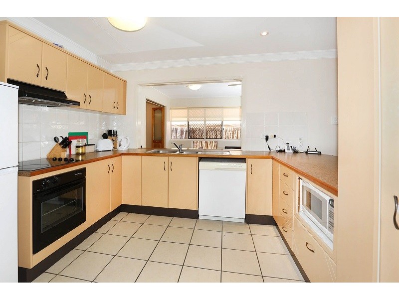 4 Ashburton Place, Douglas QLD 4814