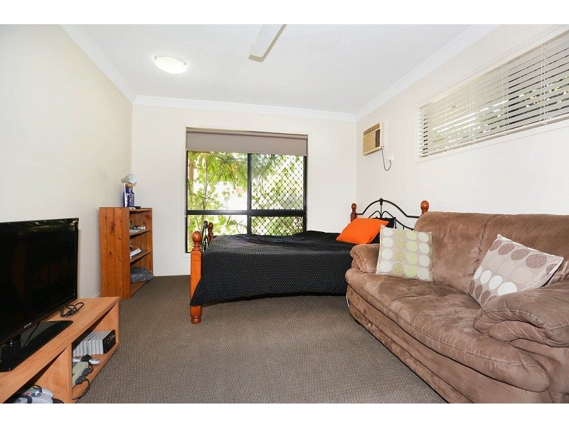 4 Ashburton Place, Douglas QLD 4814