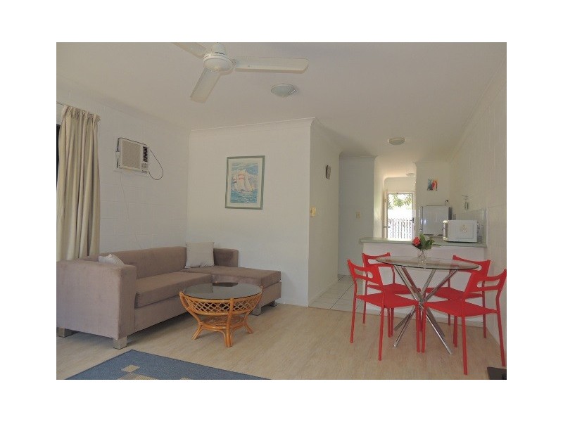 5/12 Marine Parade ARCADIA, Magnetic Island QLD 4819