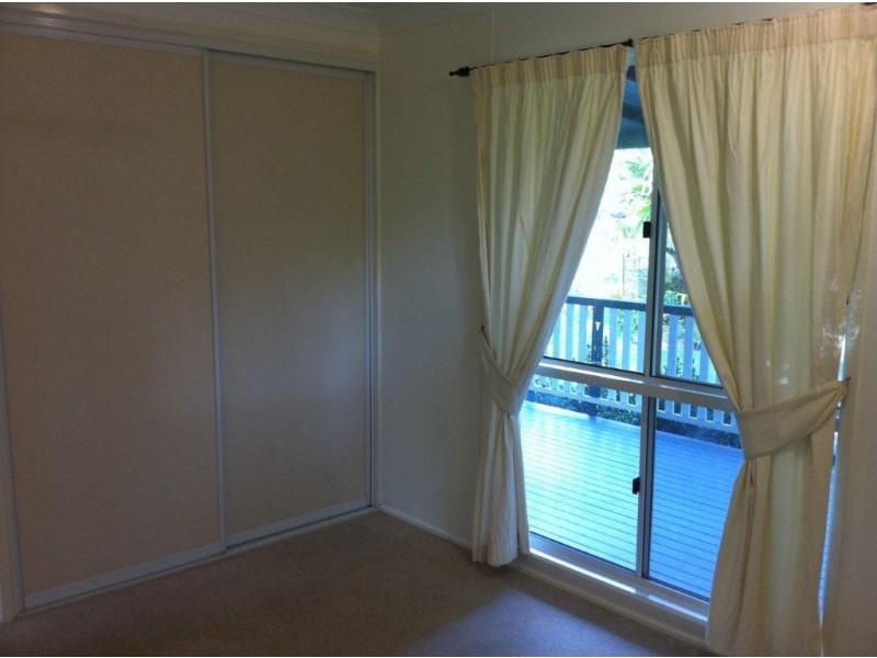 22 Birt Street PICNIC BAY, Magnetic Island QLD 4819