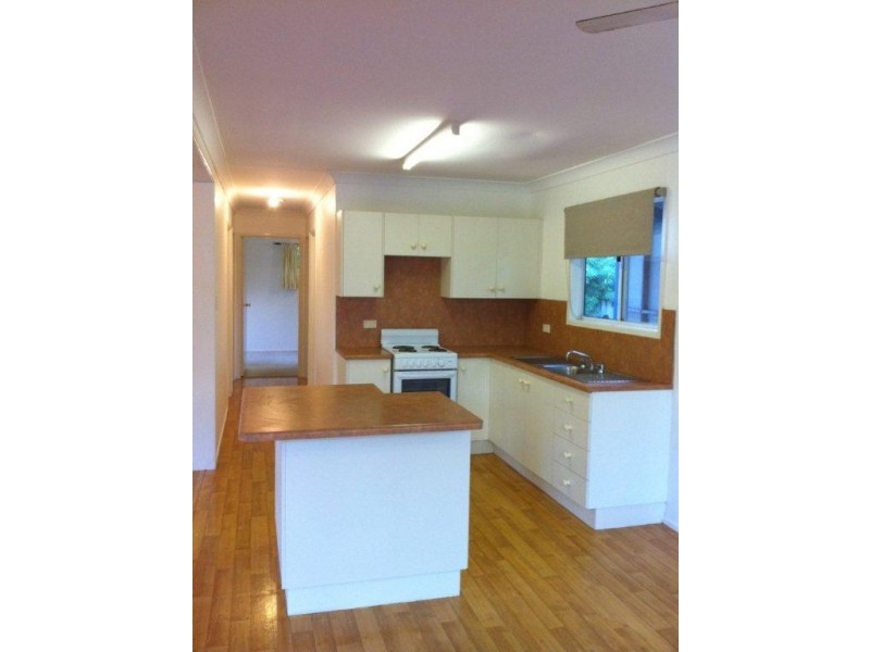 22 Birt Street PICNIC BAY, Magnetic Island QLD 4819
