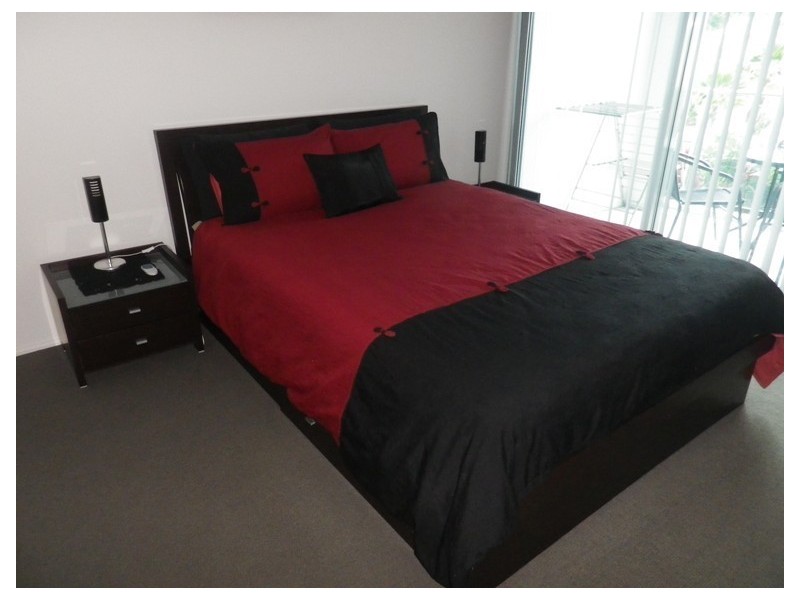 316/72-74 The Strand, North Ward QLD 4810