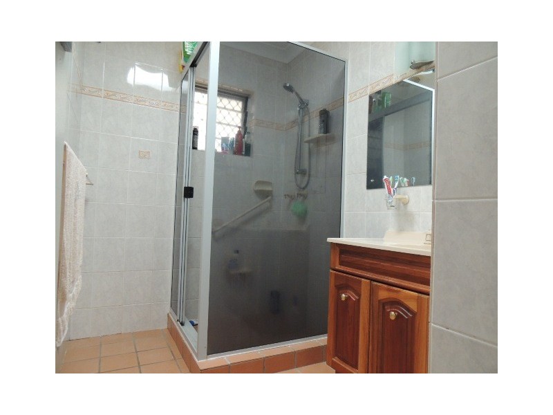 72 Peter Street, Kelso QLD 4815