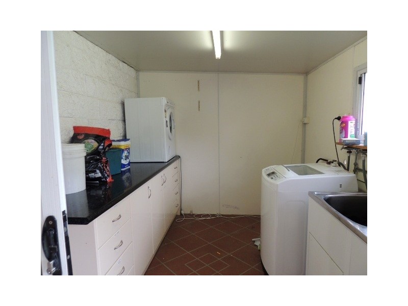 72 Peter Street, Kelso QLD 4815