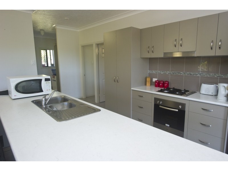 100 Gifford Street HORSESHOE BAY, Magnetic Island QLD 4819