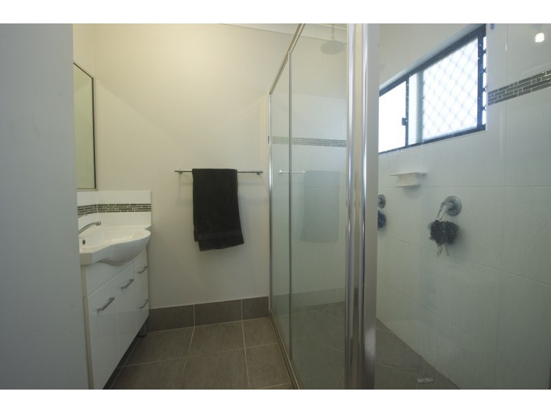 100 Gifford Street HORSESHOE BAY, Magnetic Island QLD 4819