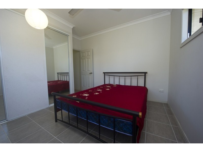 100 Gifford Street HORSESHOE BAY, Magnetic Island QLD 4819