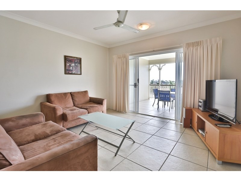 17/18-22 Martinez Avenue, West End QLD 4810