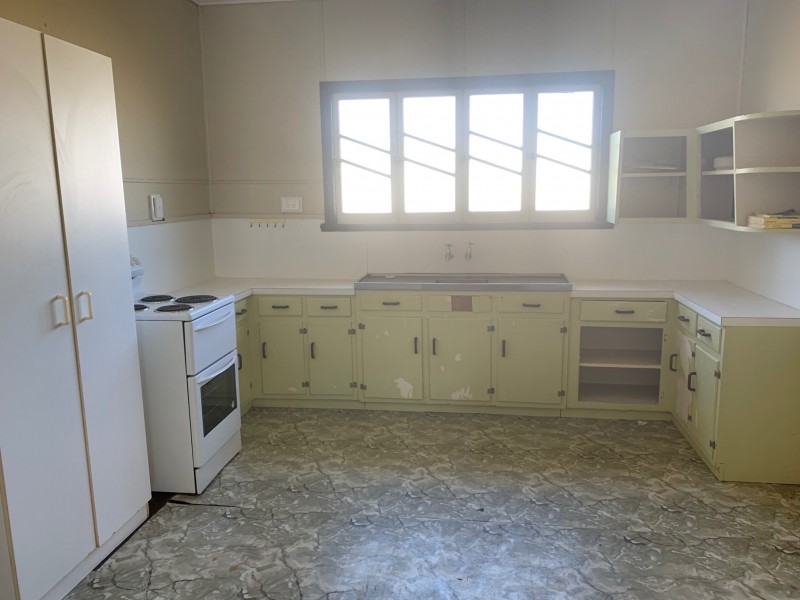 7 BURNS STREET, Gulliver QLD 4812