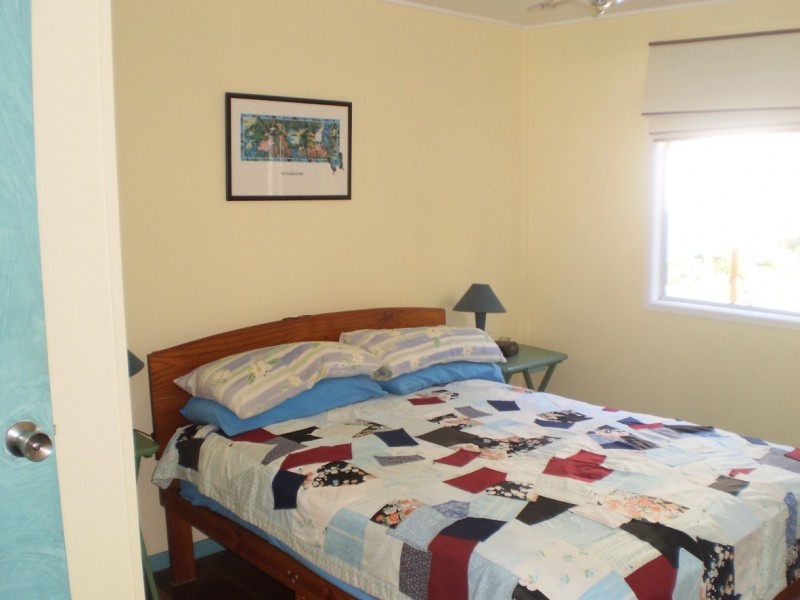 14 McCabe Crescent ARCADIA, Magnetic Island QLD 4819