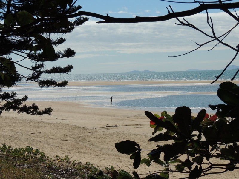 1 Cay Street, Saunders Beach QLD 4818