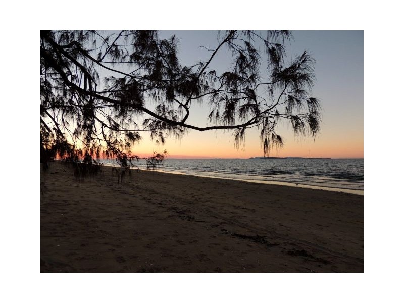 1 Cay Street, Saunders Beach QLD 4818