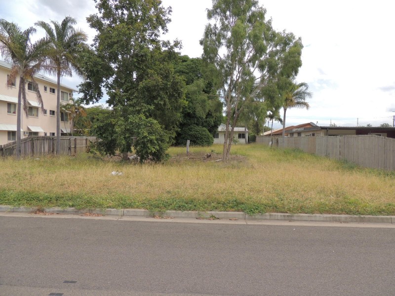 27 Quinn Street, Rosslea QLD 4812