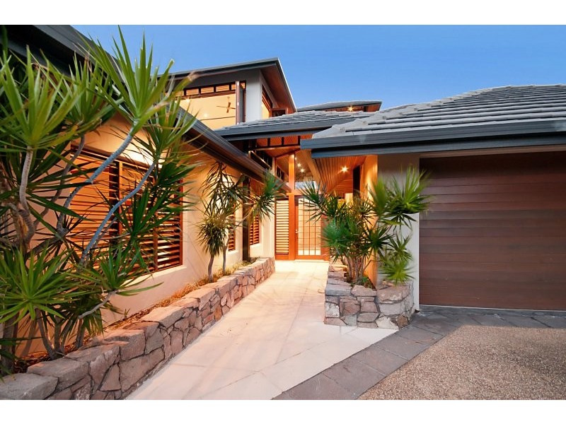 10 Stanton Terrace, Townsville City QLD 4810