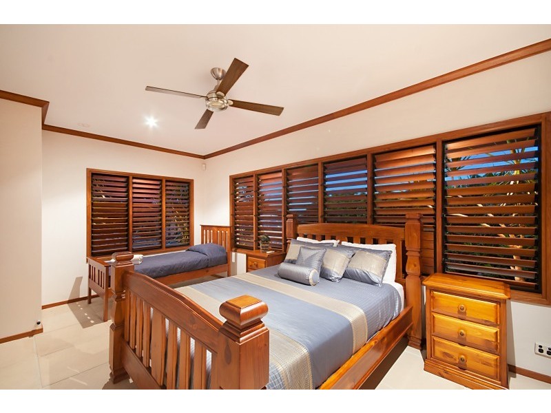 10 Stanton Terrace, Townsville City QLD 4810