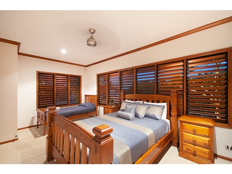 10 Stanton Terrace, Townsville City QLD 4810