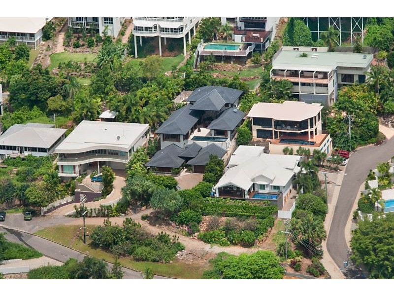 10 Stanton Terrace, Townsville City QLD 4810