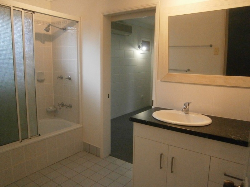 80 Yolanda Drive, Annandale QLD 4814