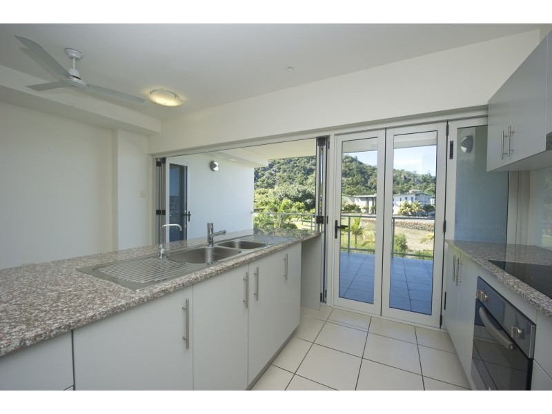 16/1 The Cove ‘Beachside Apartments’ NELLY BAY, Magnetic Island QLD 4819