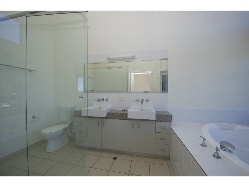 16/1 The Cove ‘Beachside Apartments’ NELLY BAY, Magnetic Island QLD 4819