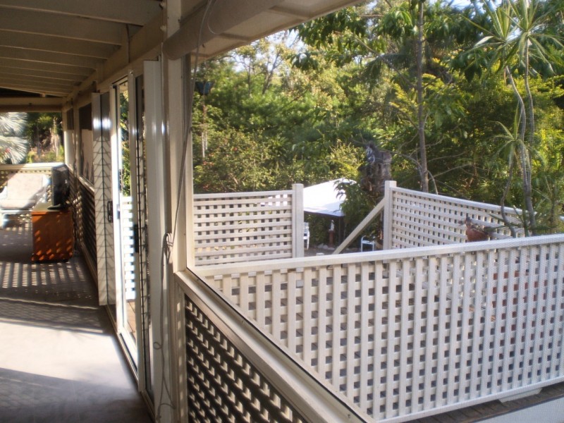 8 Olympus Crescent Arcadia, Magnetic Island QLD 4819