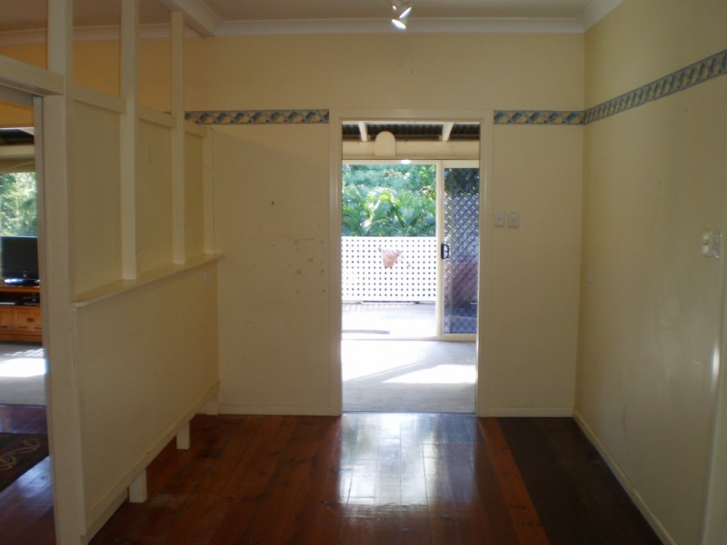 8 Olympus Crescent Arcadia, Magnetic Island QLD 4819