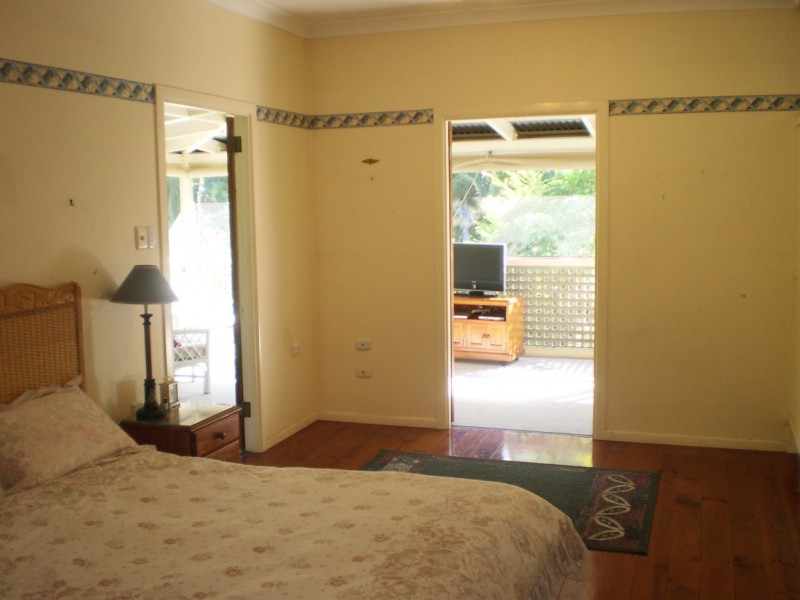 8 Olympus Crescent Arcadia, Magnetic Island QLD 4819