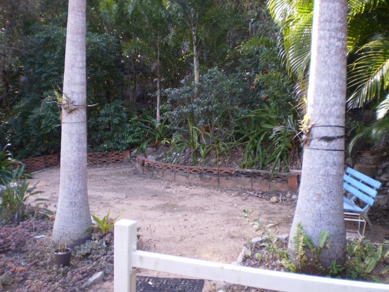 8 Olympus Crescent Arcadia, Magnetic Island QLD 4819