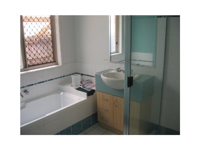 130 Greenwood Drive, Kirwan QLD 4817