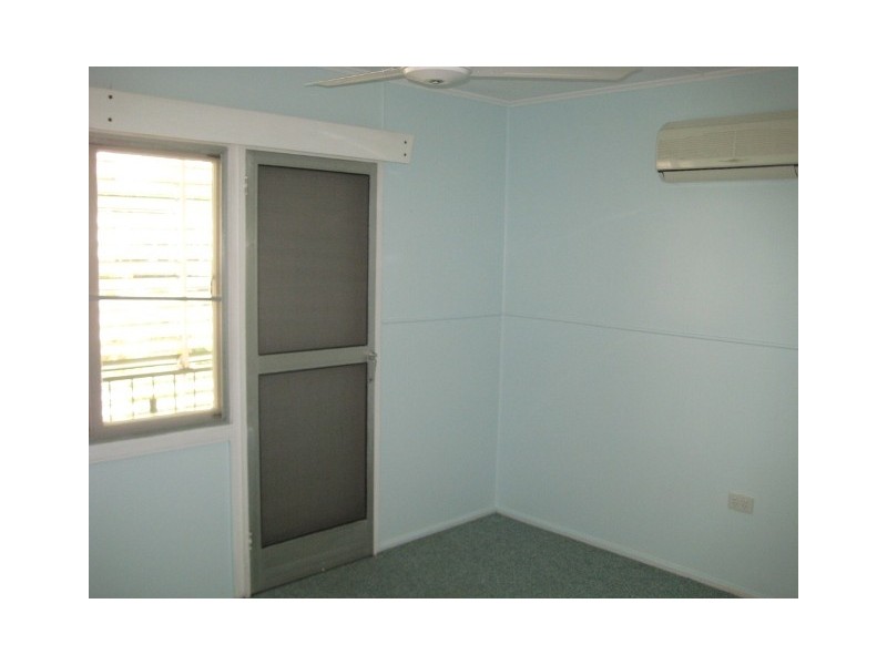 34 Oreilly Street, Mundingburra QLD 4812