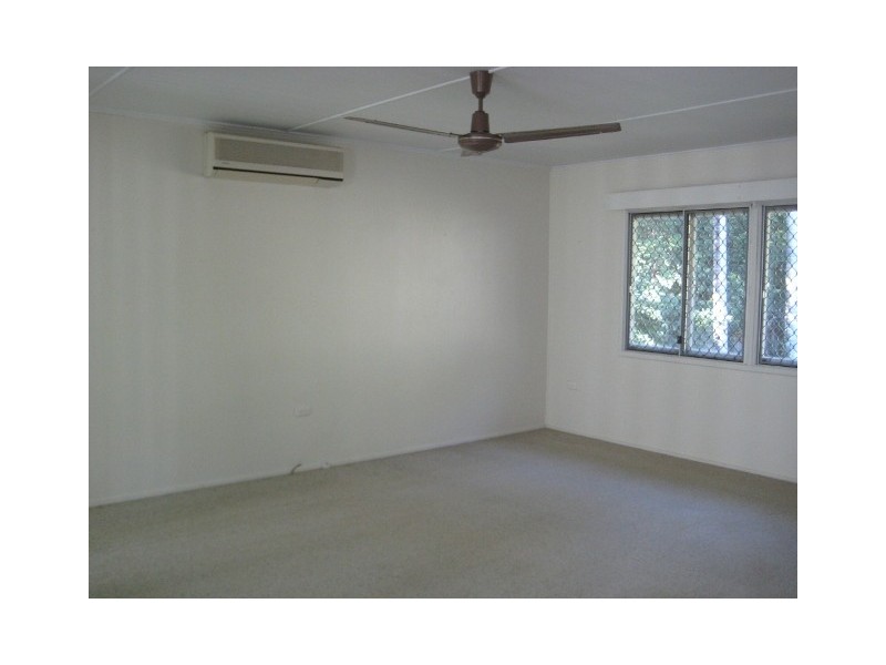 34 Oreilly Street, Mundingburra QLD 4812