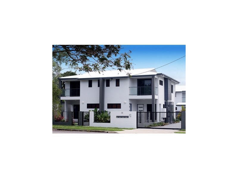 1/19 Crauford Street, West End QLD 4810