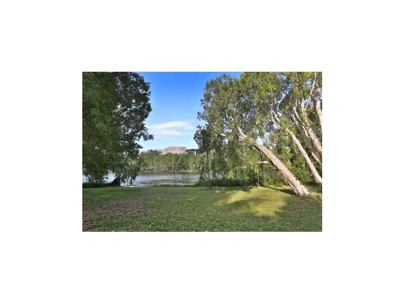 1256 and 1258 Riverway Drive, Kelso QLD 4815