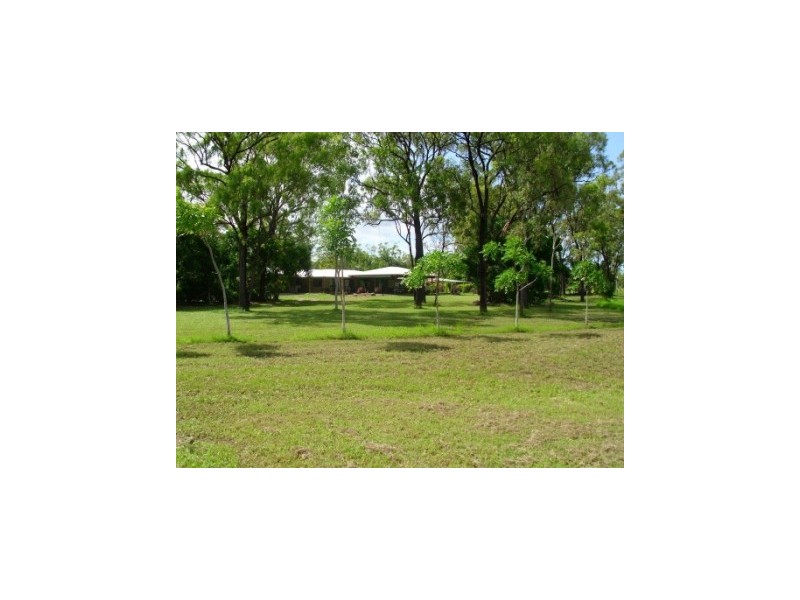 1 Benalla Road, Oak Valley QLD 4811